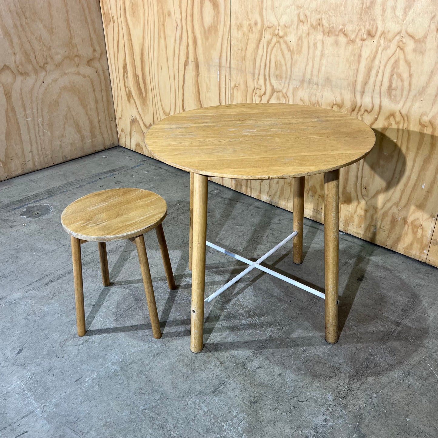 Round Timber Stool with Thin Legs