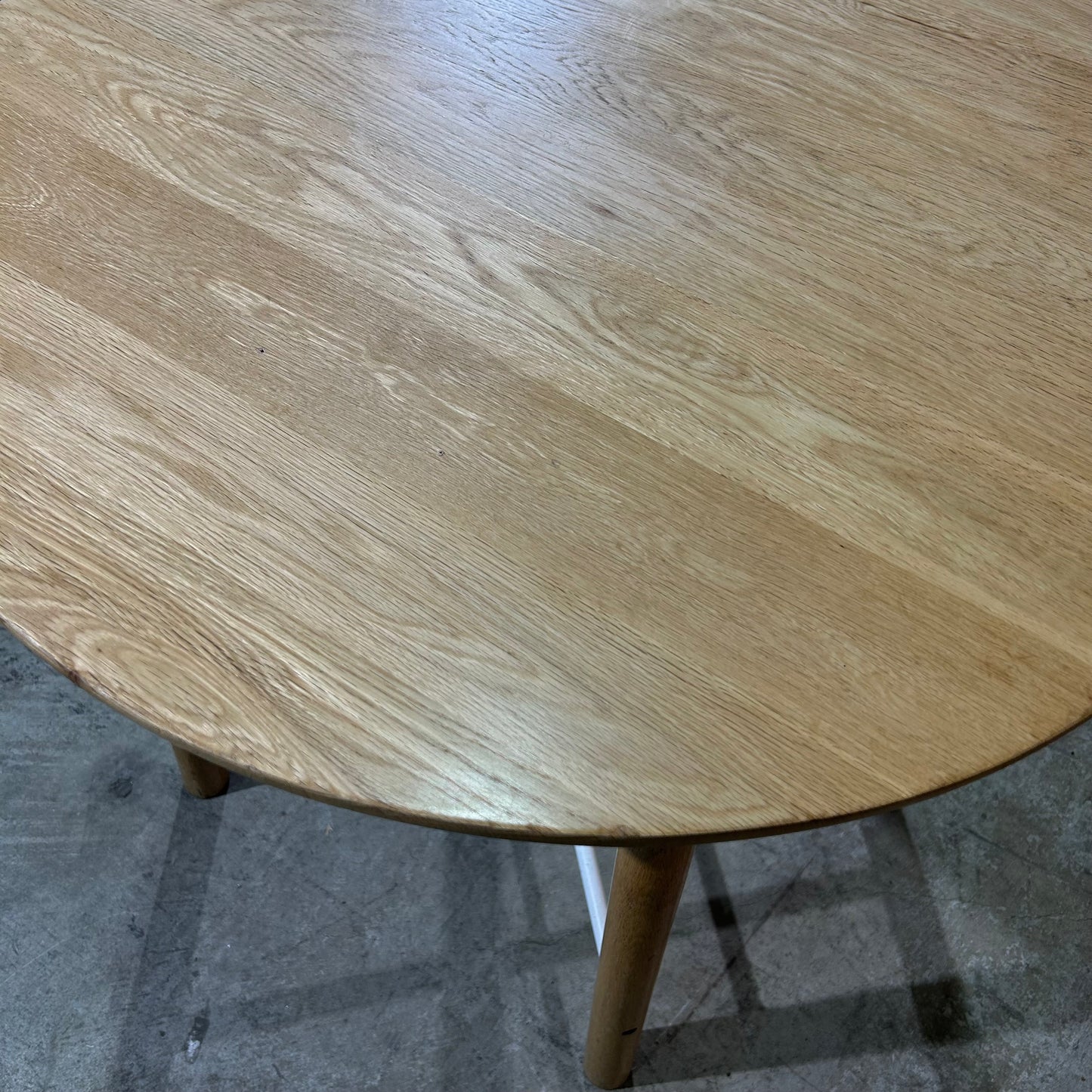 Round Timber Table with White Cross Base (Ash Finish)