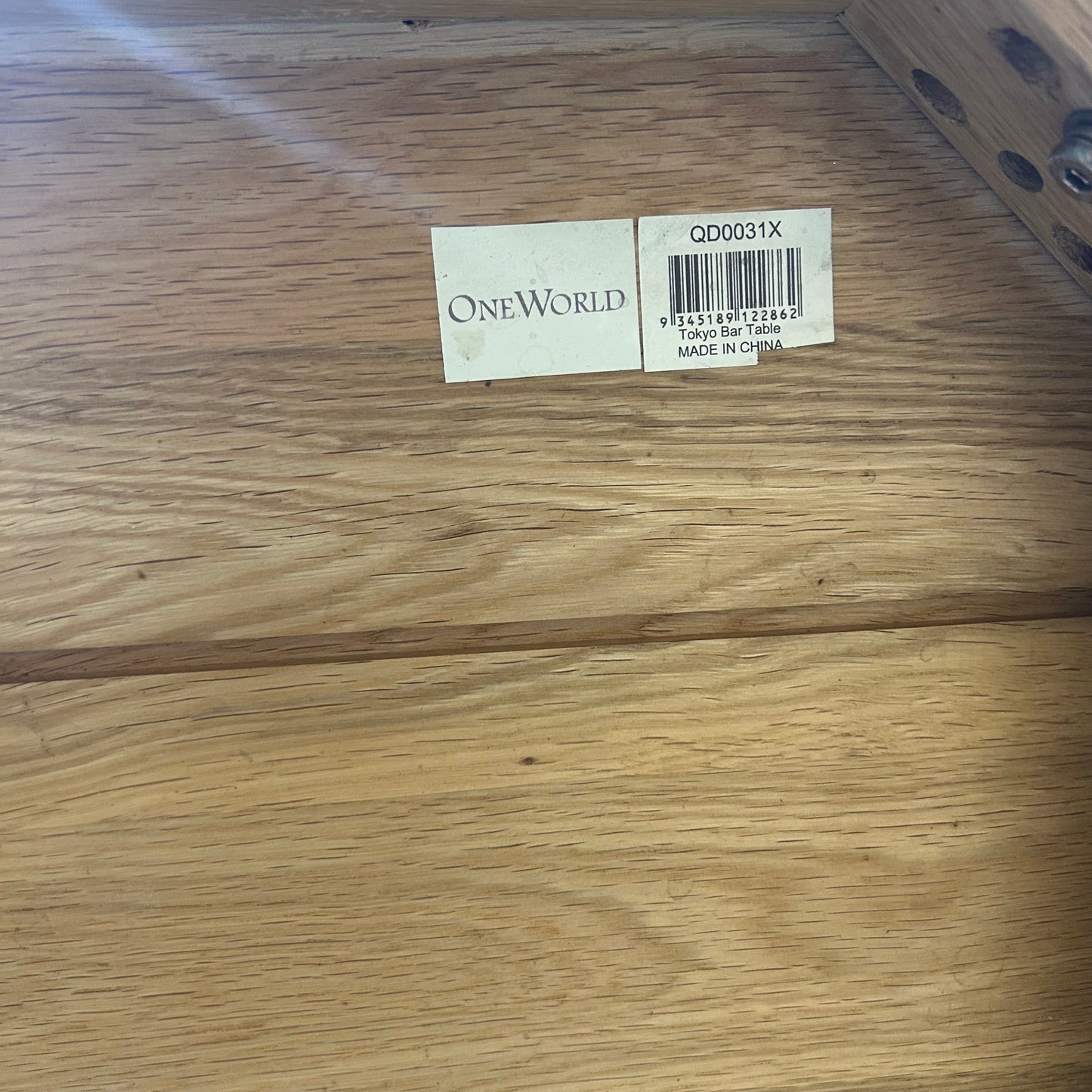 Round Timber Table with White Cross Base (Pine Finish)
