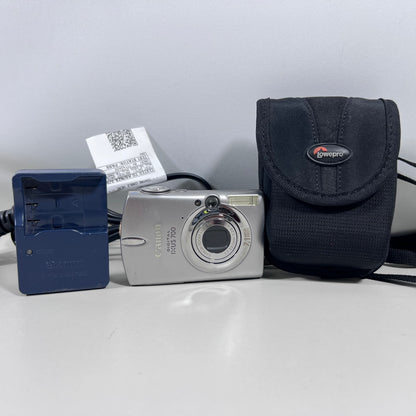 Canon Digital IXUS 700