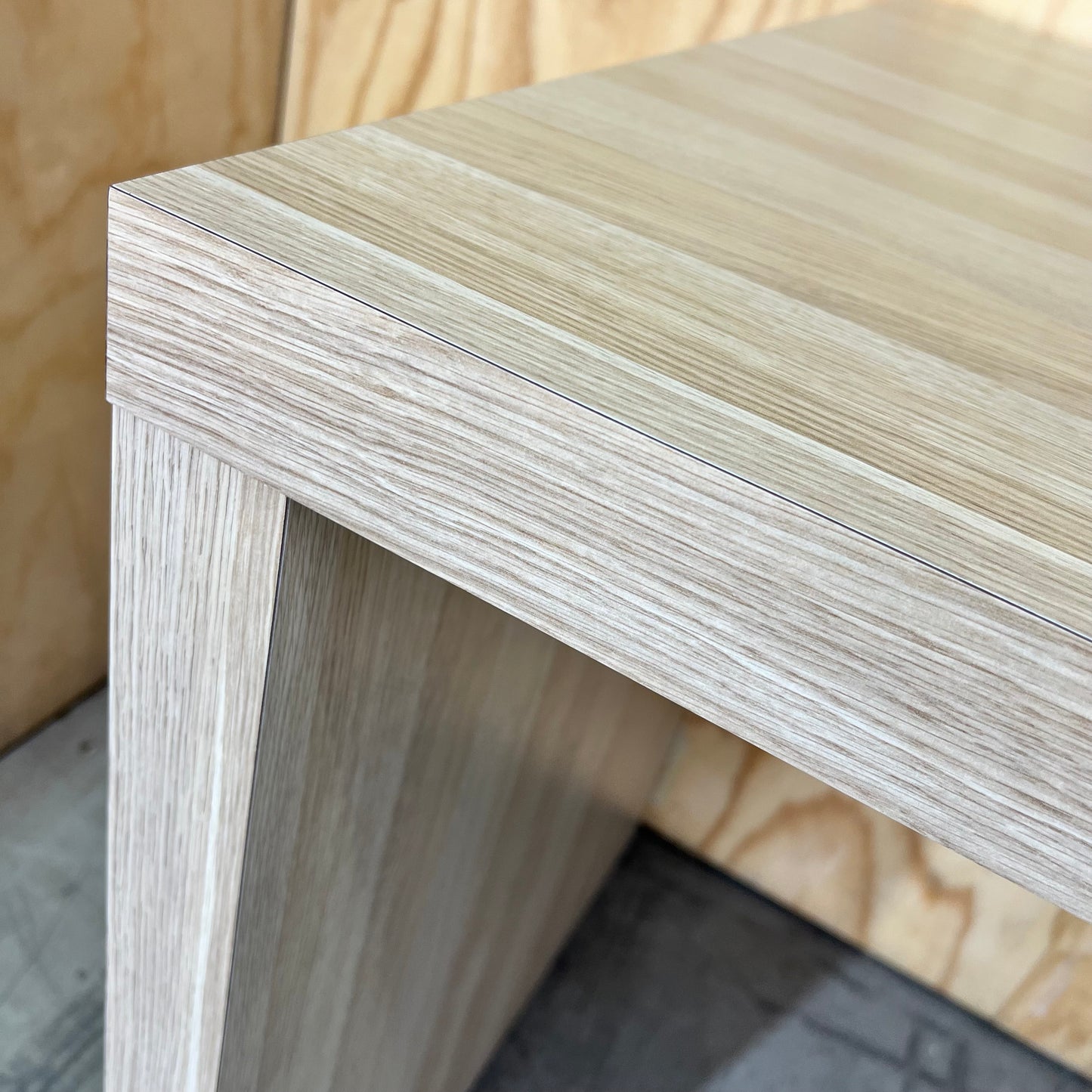 Krost Jive S Counter Table