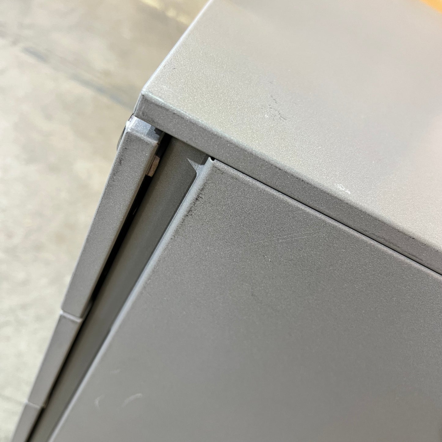 Silver 3-Drawer Pedestal