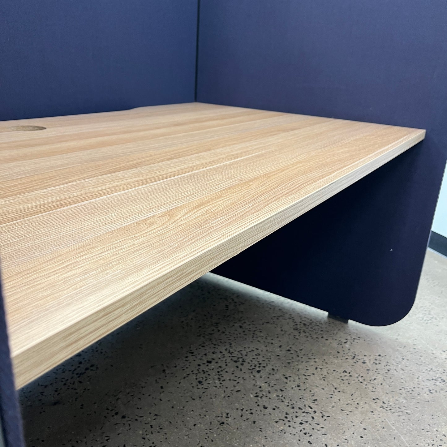 Zenith PRECINCT POD double sided in Blue with Wooden Laminate Desktop