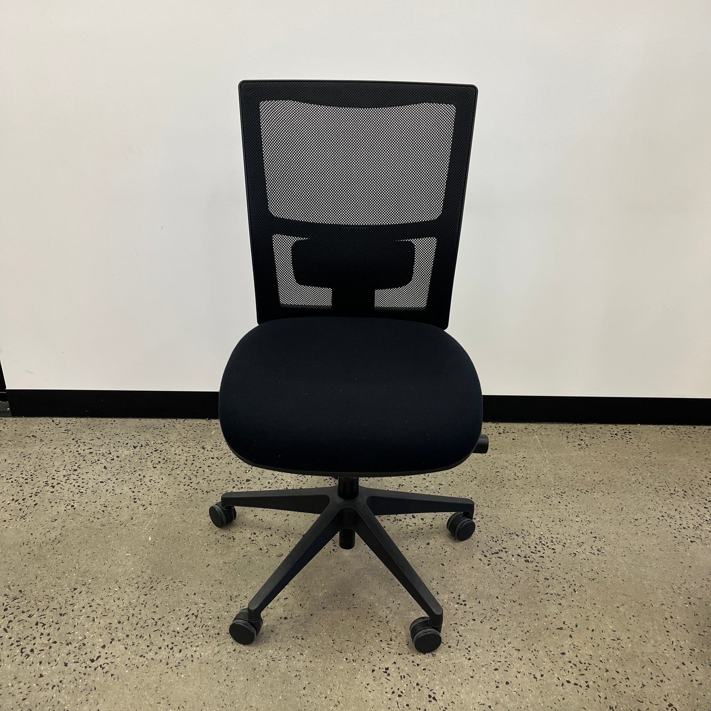 Chair Solutions Team Air: Executive Black Mesh-back Office Chair