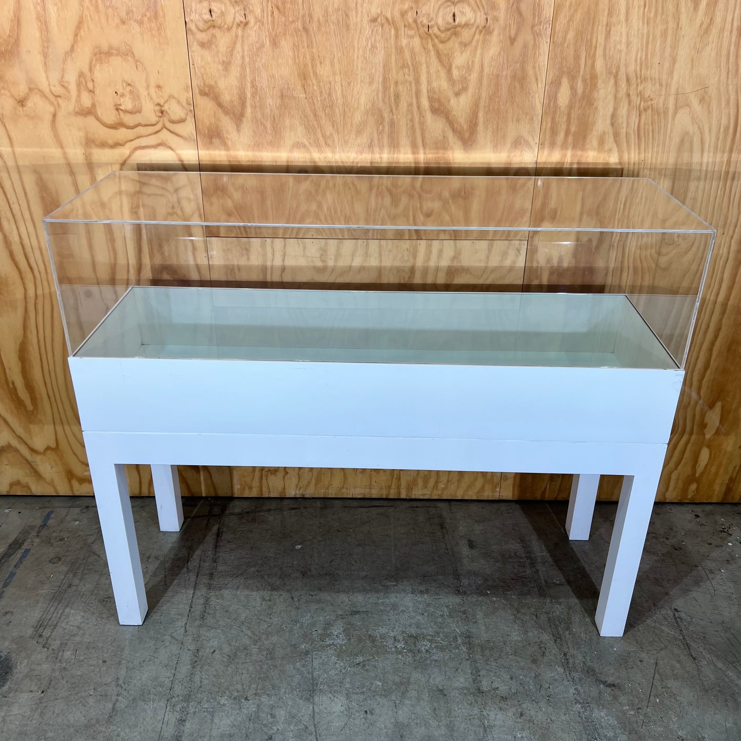 White Display Cabinet with Perspex Case and Two Shelf Options