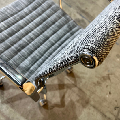 Grey Upholstery and Chrome Task Chair