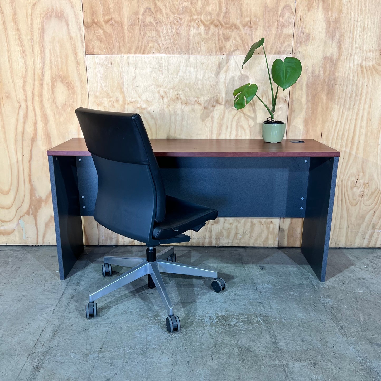 Slimline Straight Desk in Warm Cherry Woodgrain