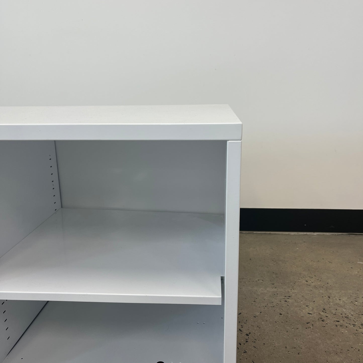 White Open Caddy Unit