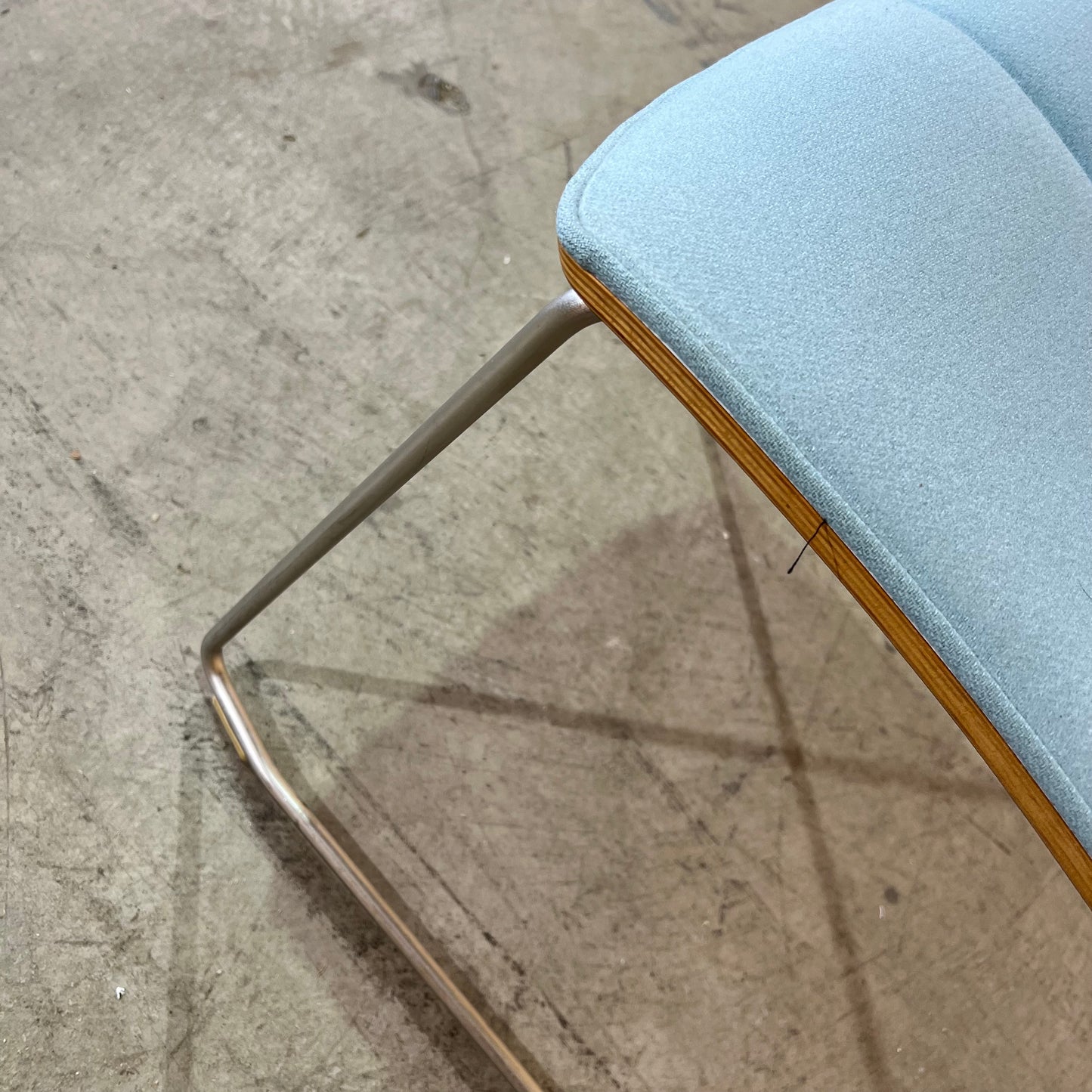 Schaumburg Alvisse Chair in Light Blue
