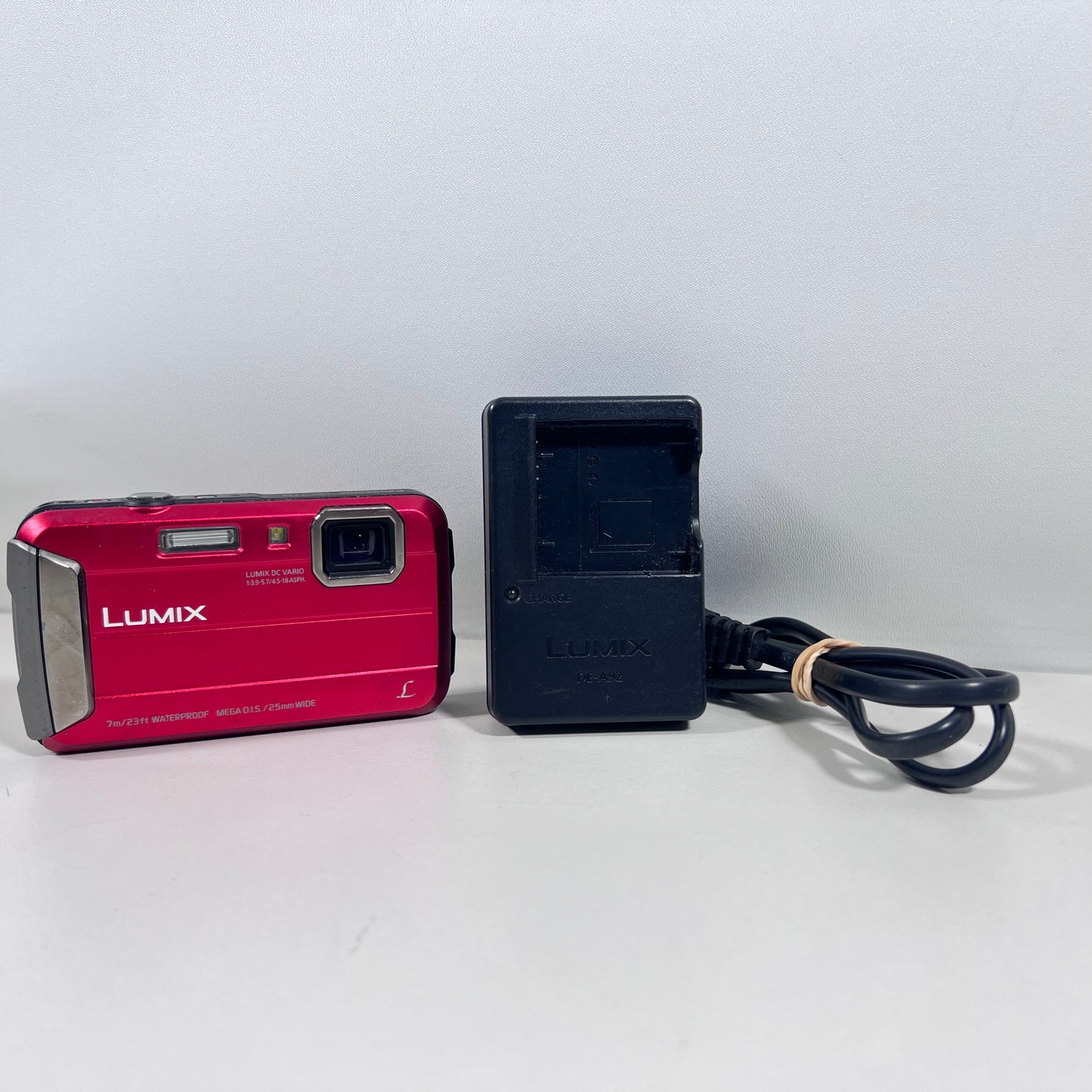 Panasonic LUMIX DMC-FT25 Digital Camera