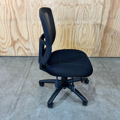 Black Mesh Task Chair