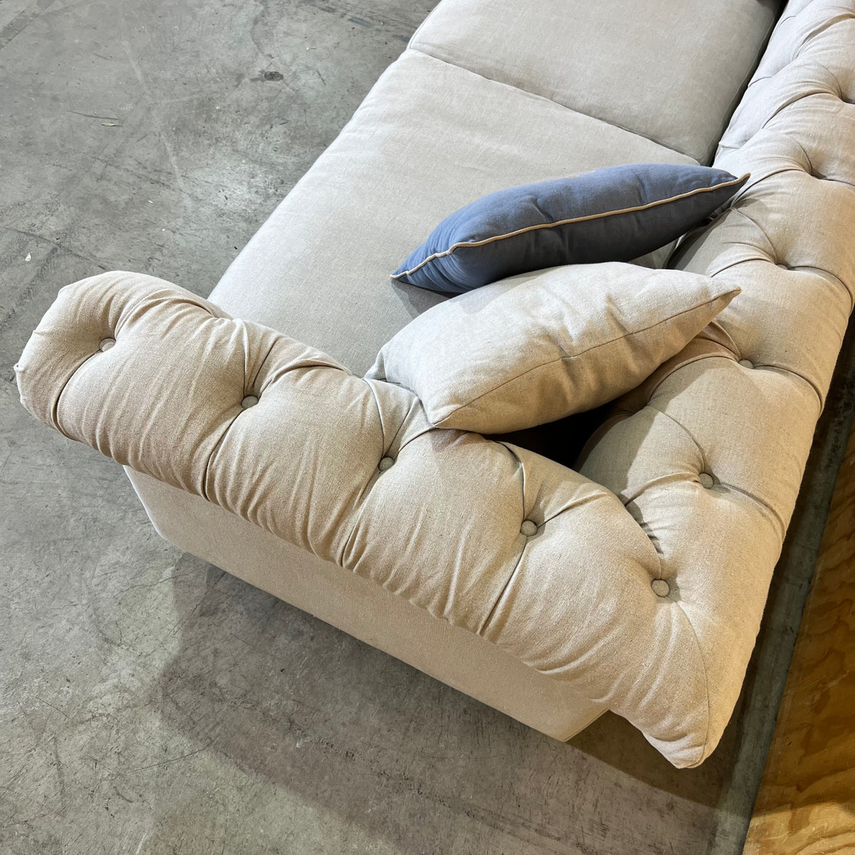 Natural Linen Chesterfield Style Couch/Sofa