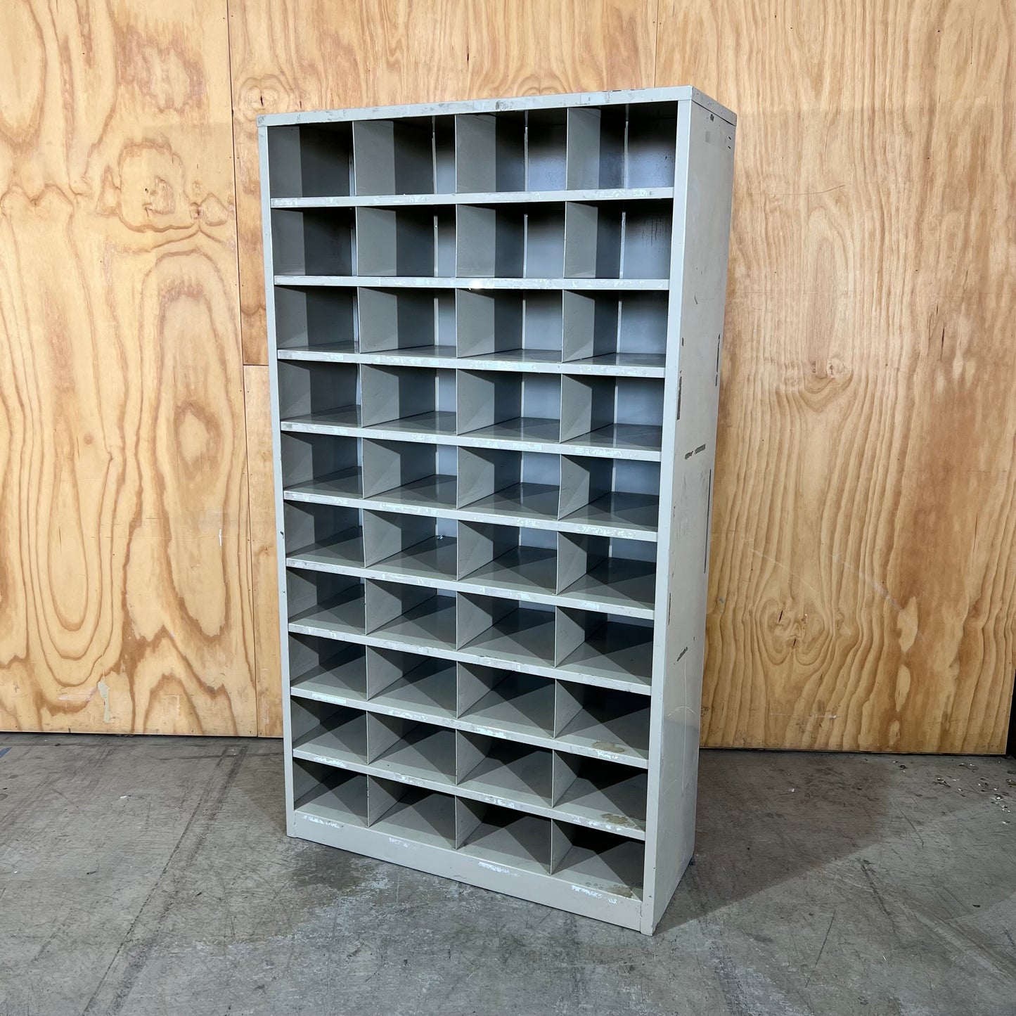 Industrial Steel Pigeon Hole Unit - Putty Grey