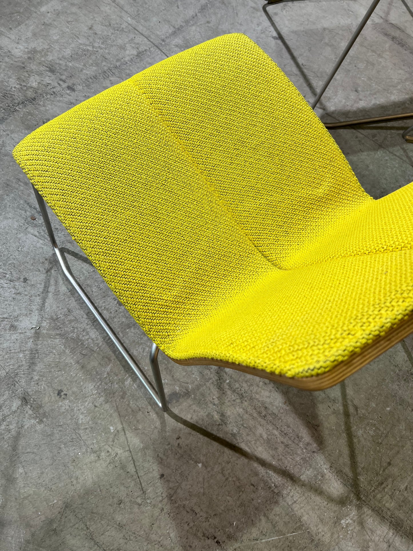 Schaumburg Alvisse Chair in Yellow