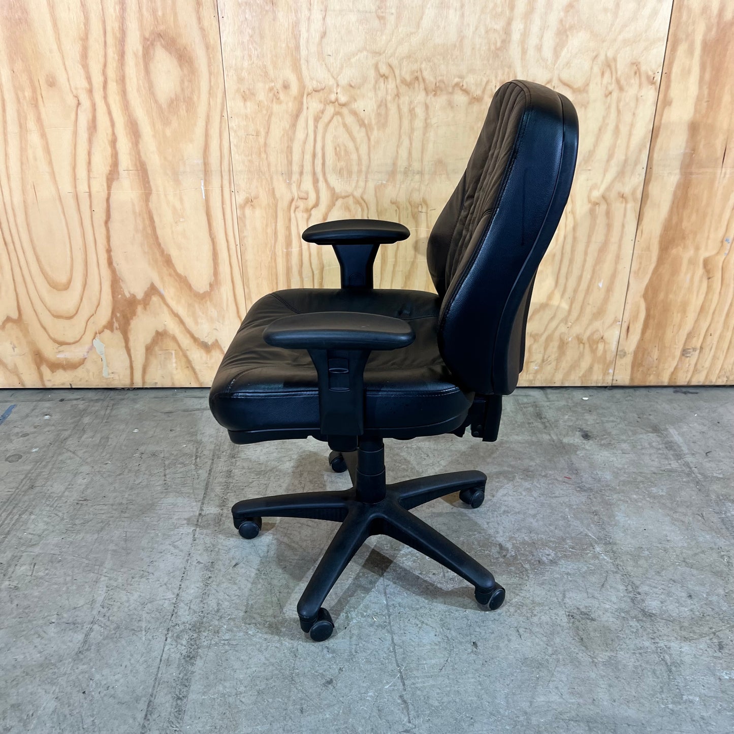 Style Executive Chair