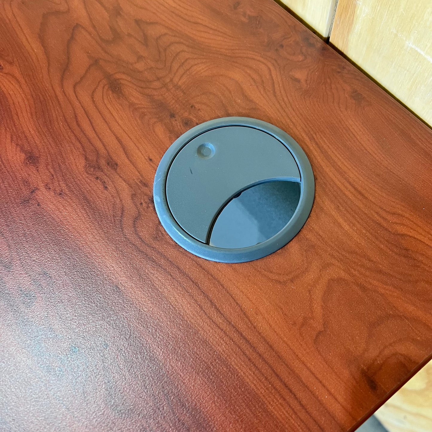 Slimline Straight Desk in Warm Cherry Woodgrain