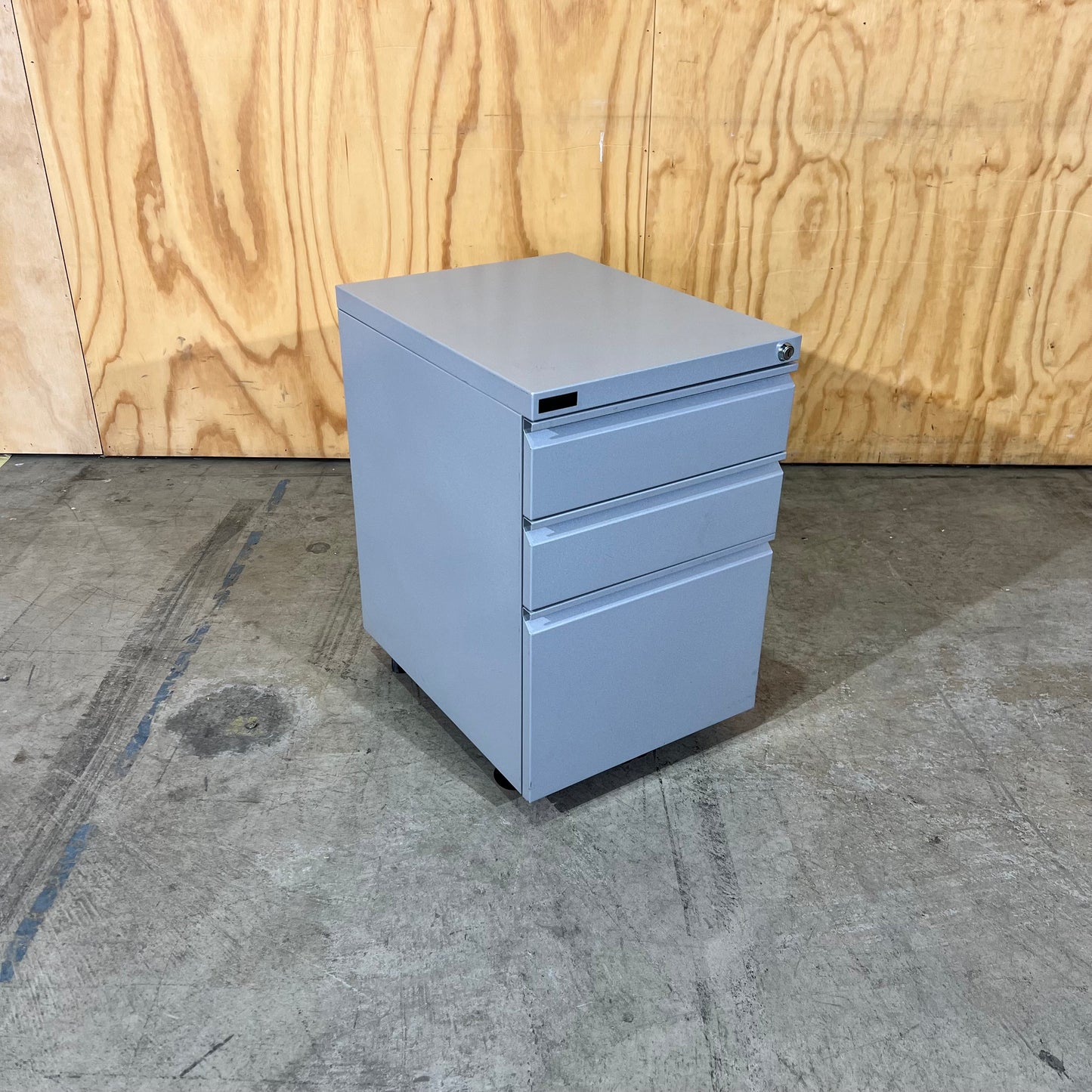 Schiavello Silver 3 Drawer Pedestal