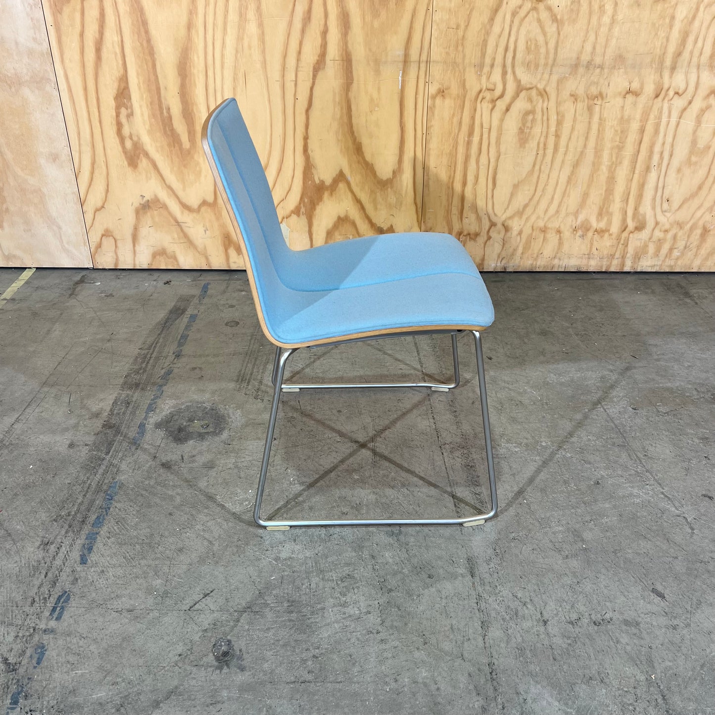 Schaumburg Alvisse Chair in Light Blue