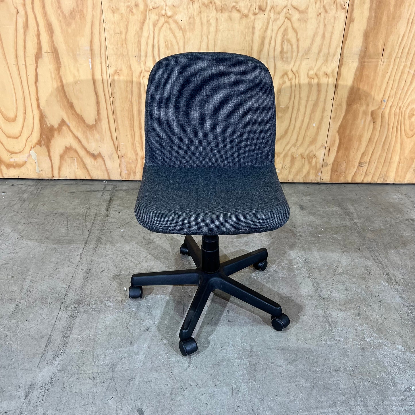 Commerical Grey Upholstered Task Chair without Arms
