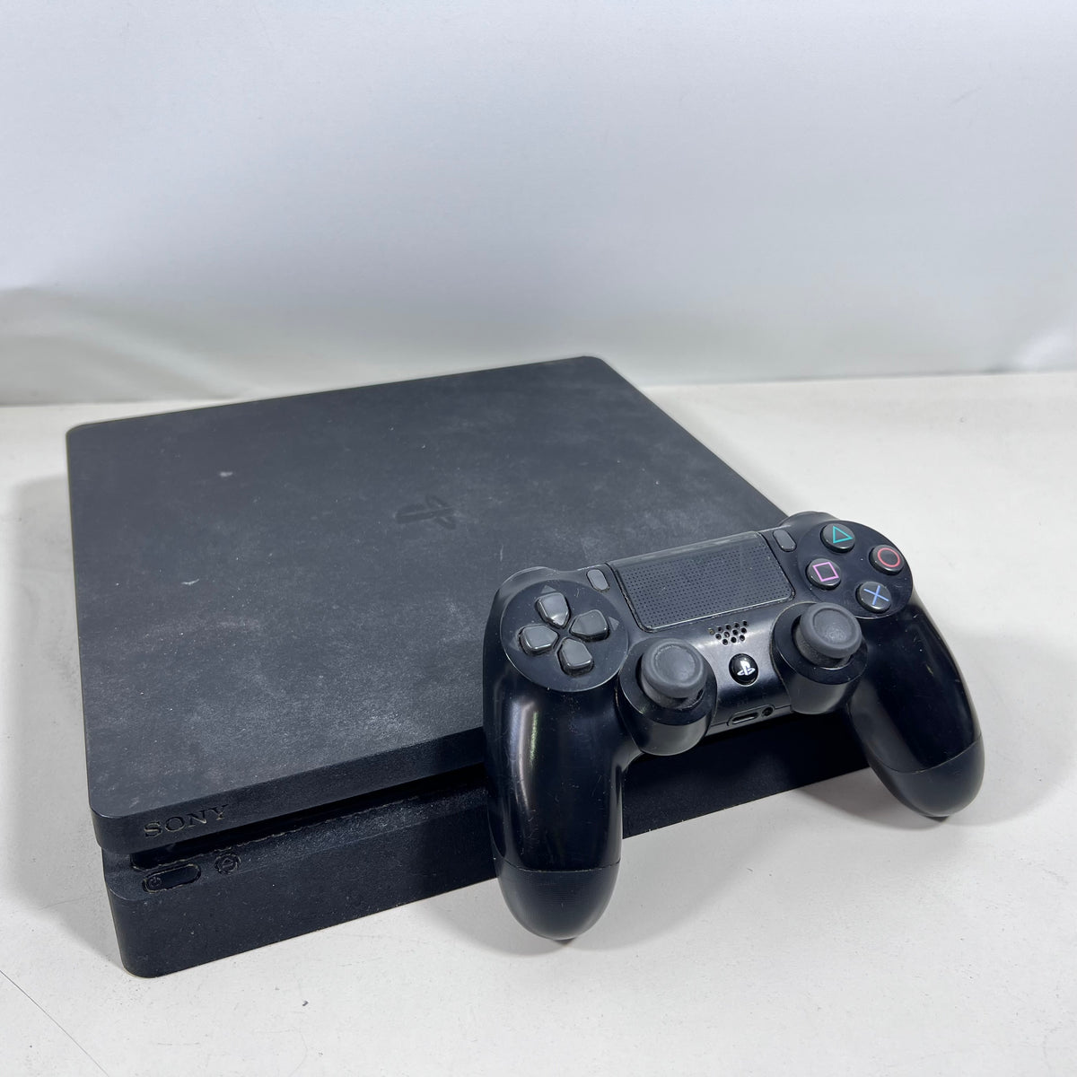 Sony PlayStation 4 Slim 500 GB with Controller