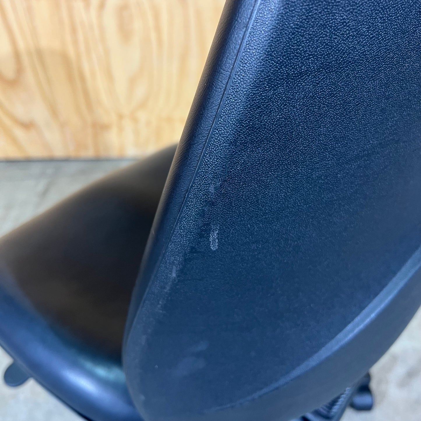 Medium Leather-Look Task Chair in Black