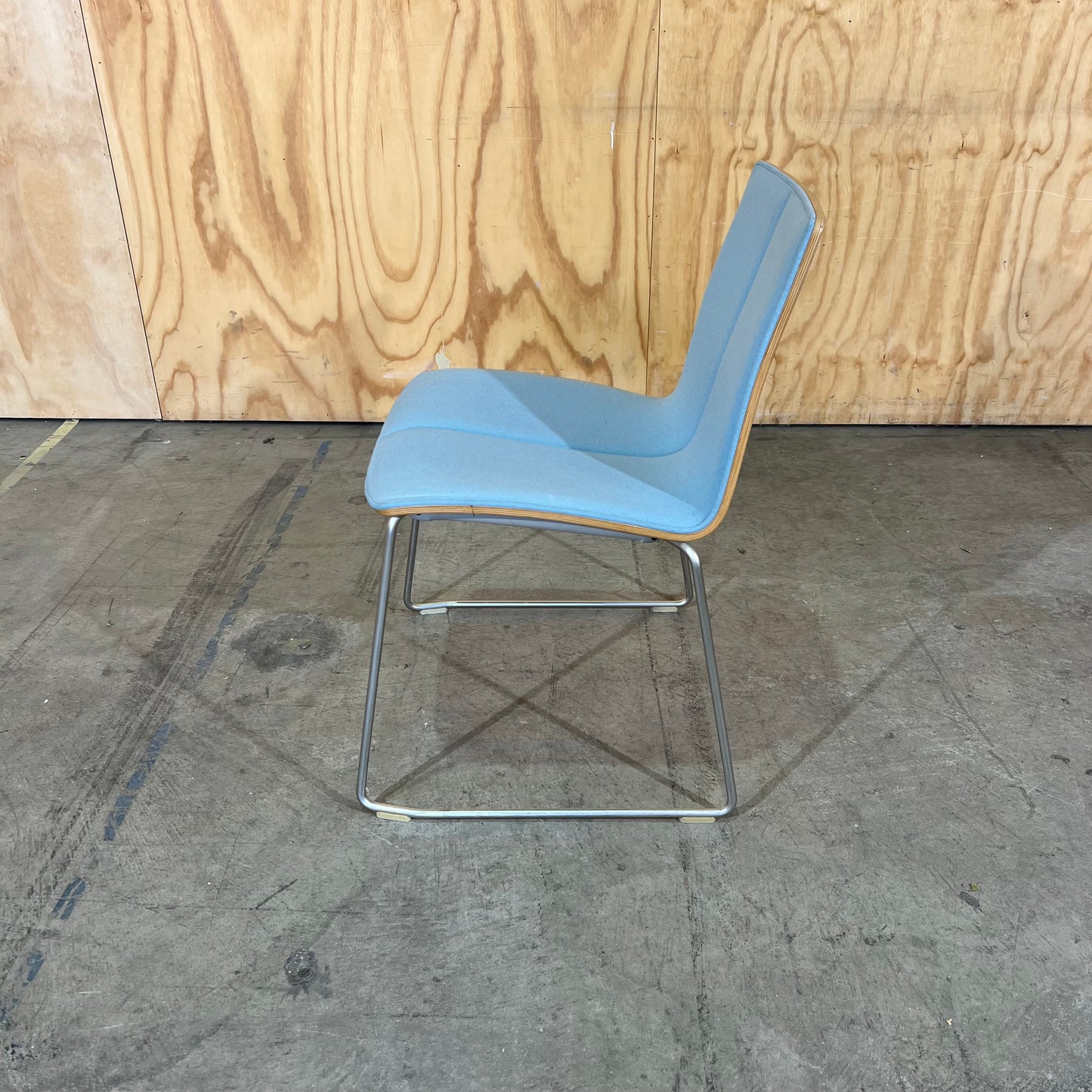 Schaumburg Alvisse Chair in Light Blue