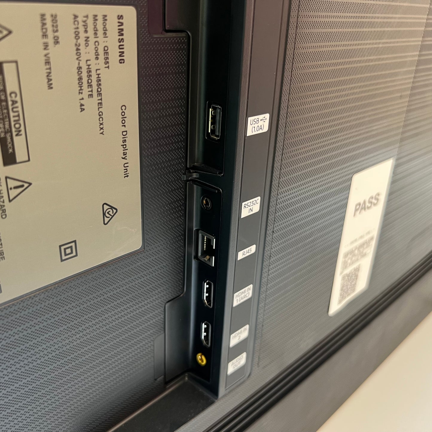 Samsung 55" QET Professional Display Monitor