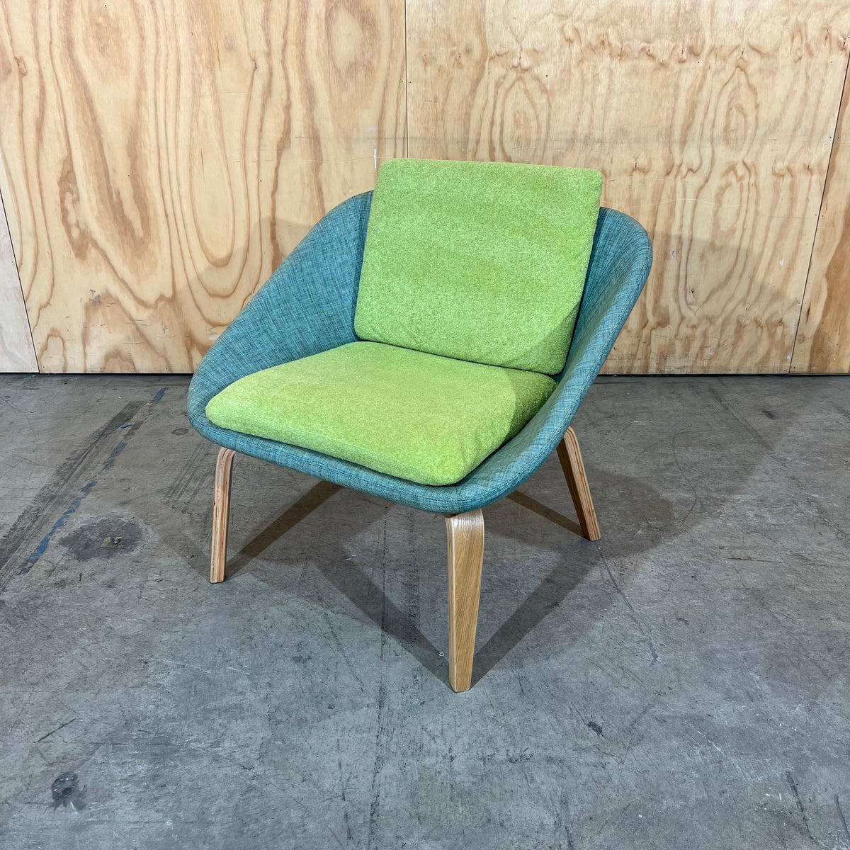 Opera Breakout Room Armchair