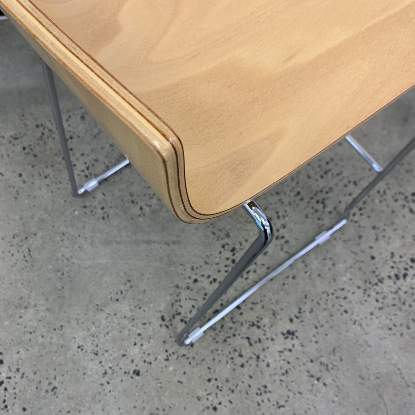 Workspace Quadra Sled Stool Wooden