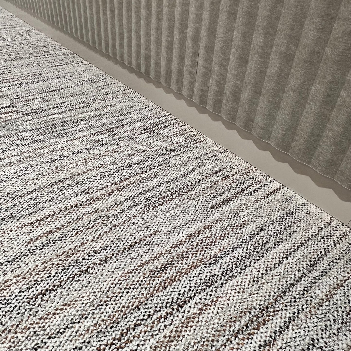 EcoWorx Reclaimed Carpet Panel - Light Grey with Red/Brown streaks - 100sqm