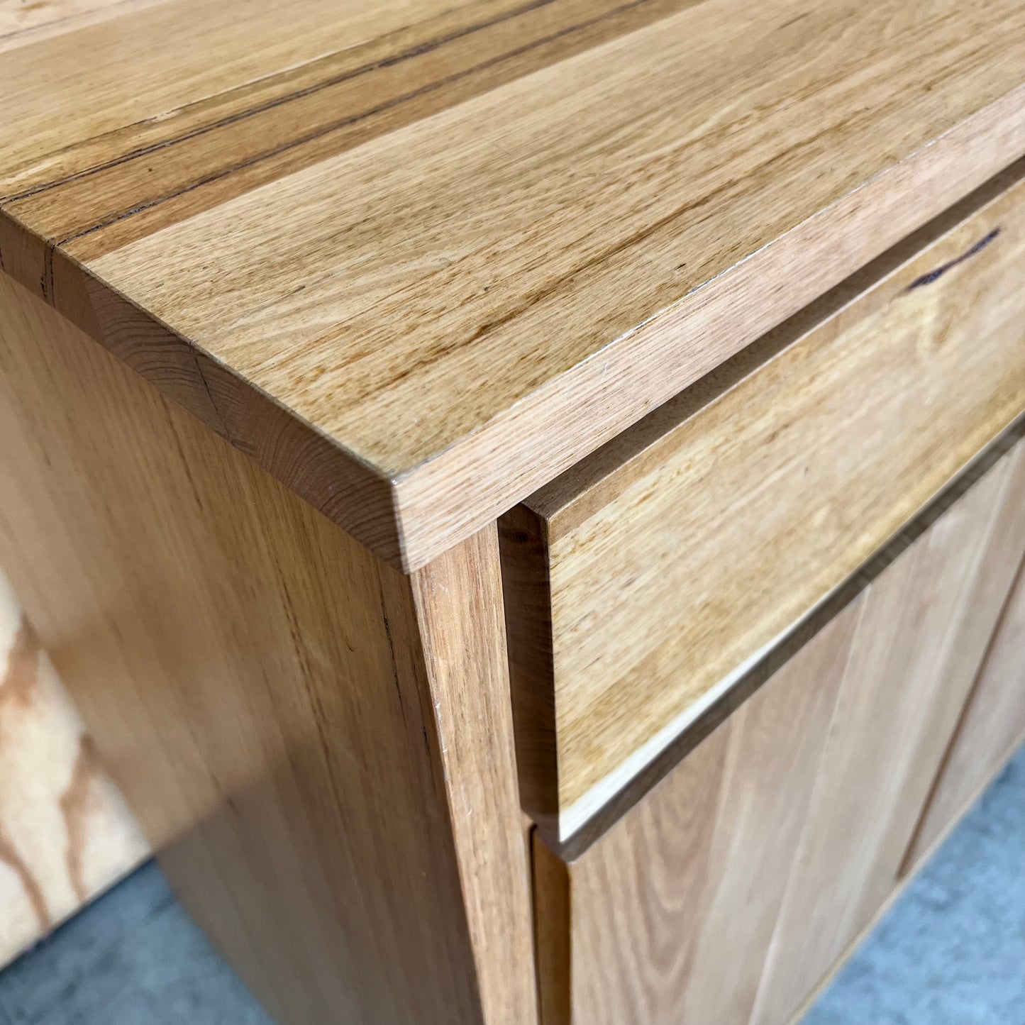 HENSLEY Solid Timber Buffet