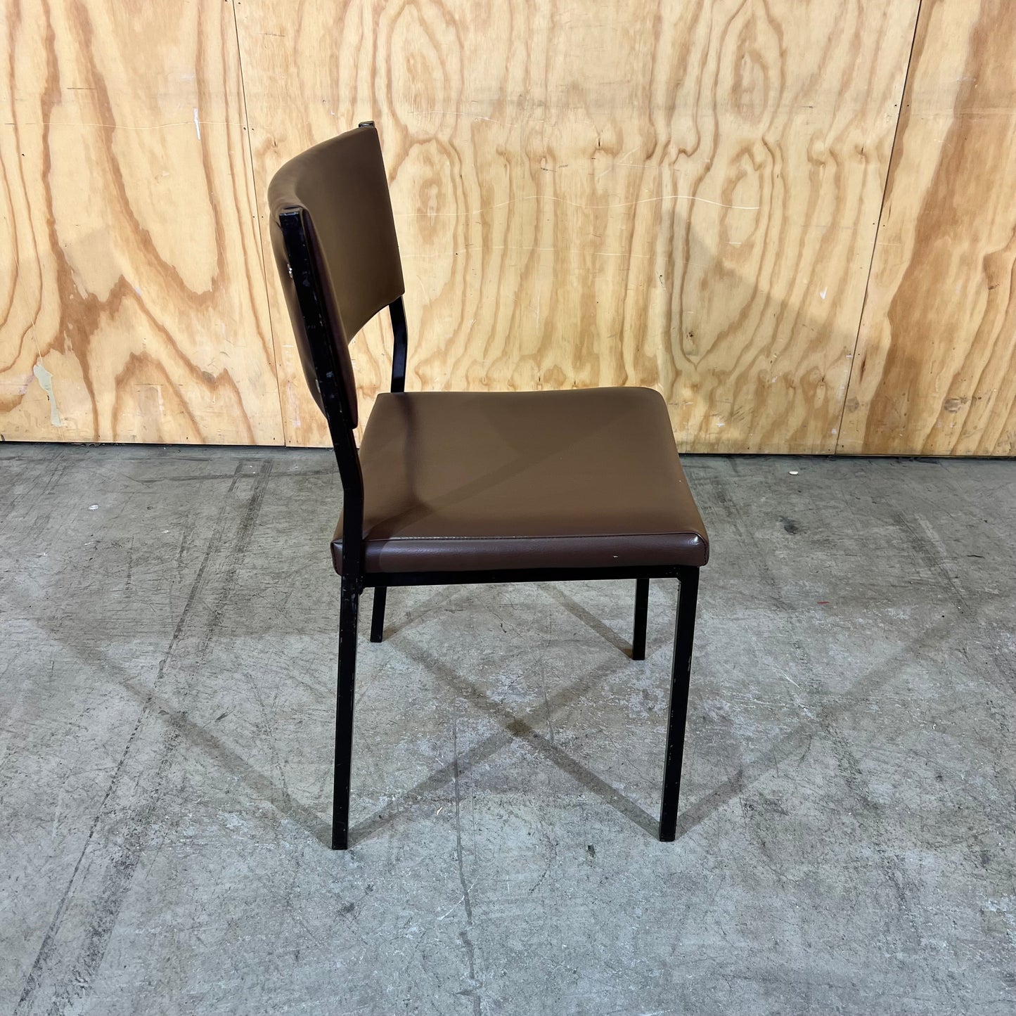 Brown Visitor Chair - Plain