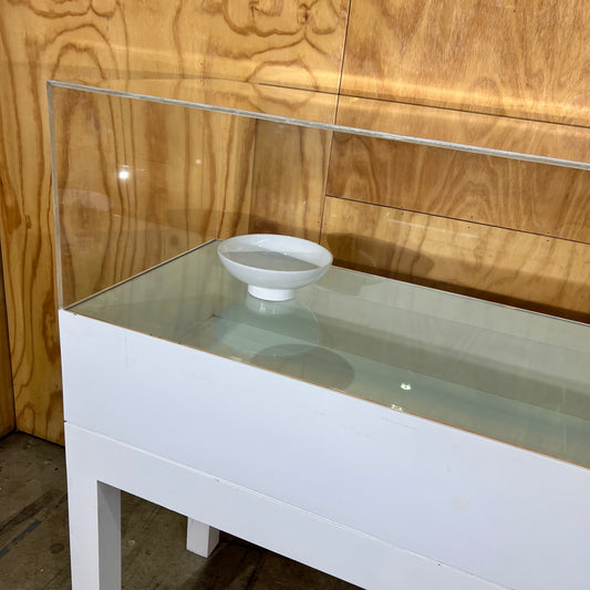 White Display Cabinet with Perspex Case and Two Shelf Options