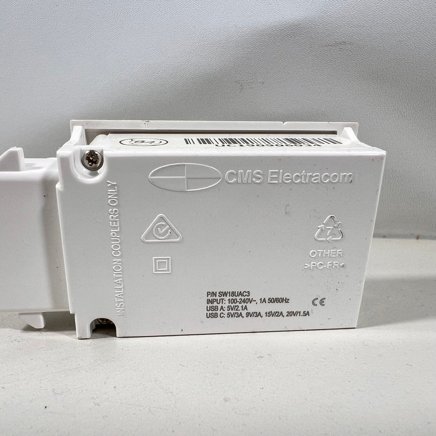 CMS Electracom USB-A & USB-C port