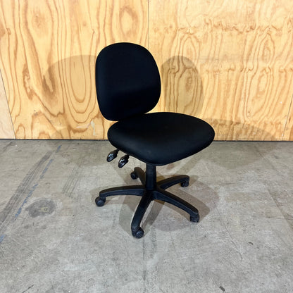 Pago Matrix Medium Backing Chair in Black
