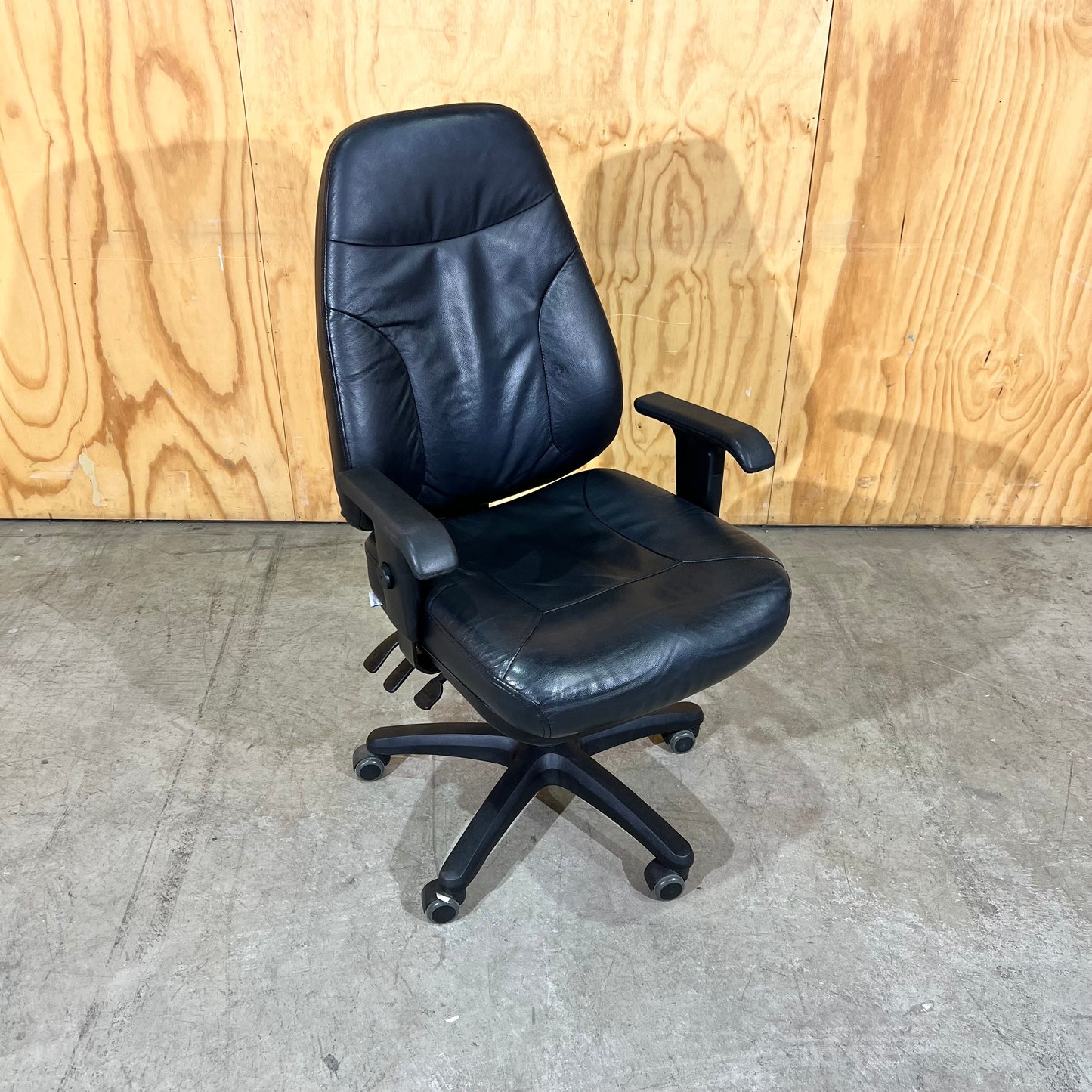 Stateline Leather-Look Executive Chair in Black