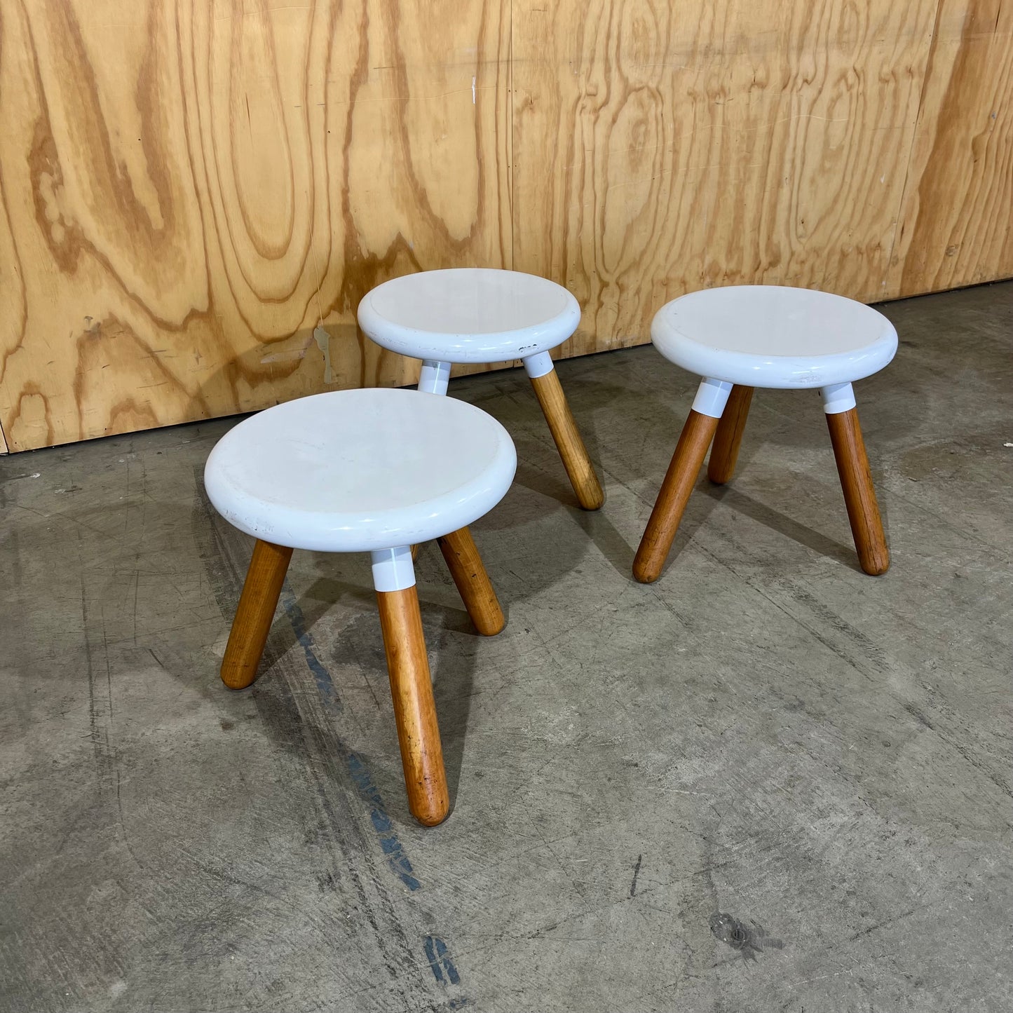 LifeSpaceJourney Spun Milking Stool