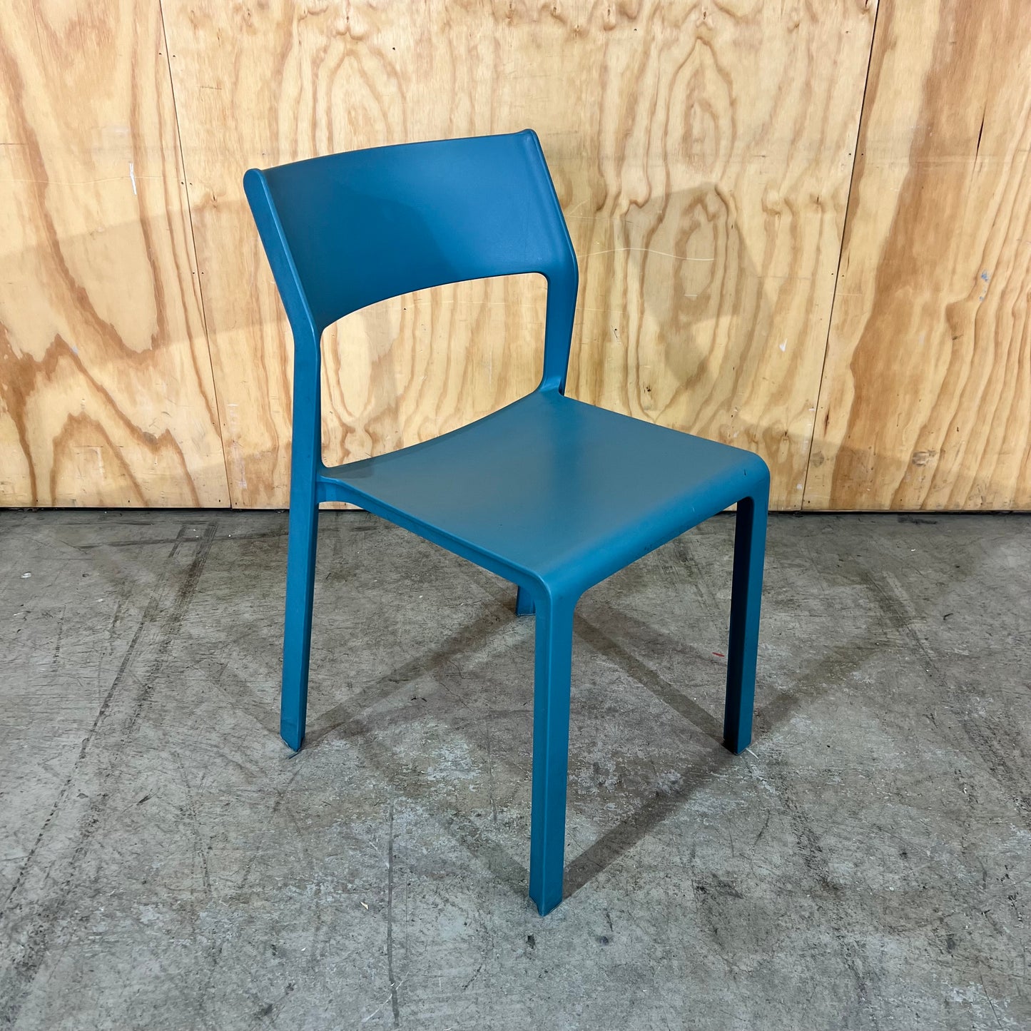 Nardi Trill Bistrot Stackable Chair