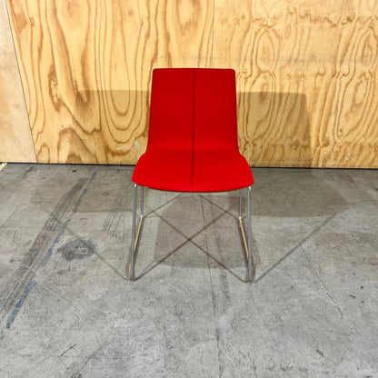 Schaumburg Alvisse Chair in Red