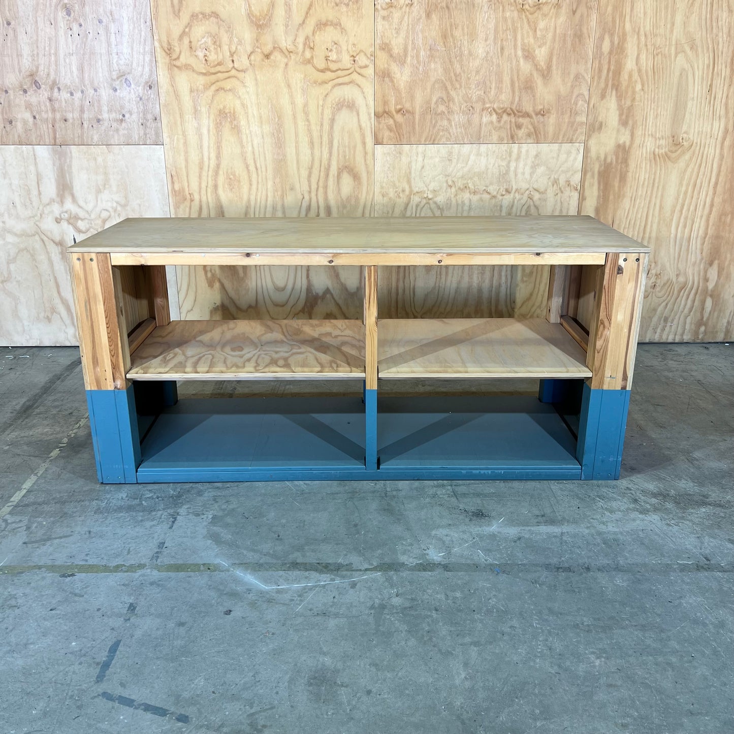 Ply Retail/Workshop Bench