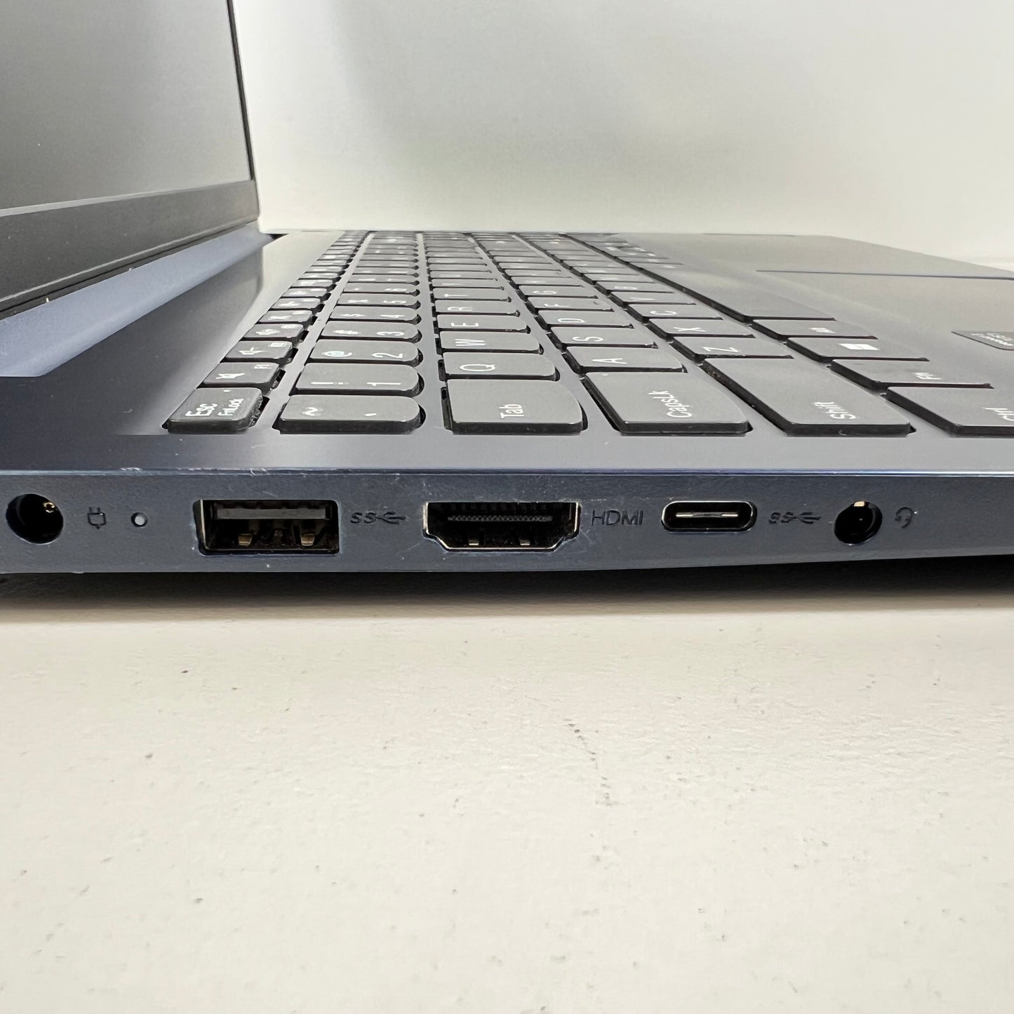 Lenovo Ideapad Slim 3 Laptop