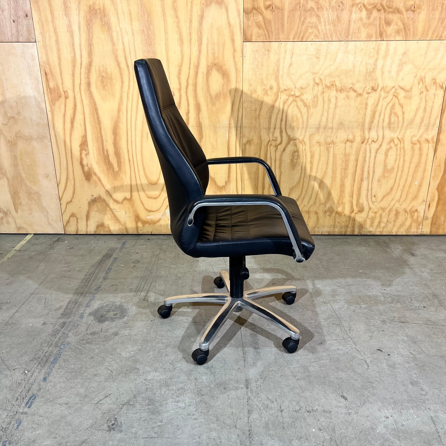 Black Leather executive chair with arms