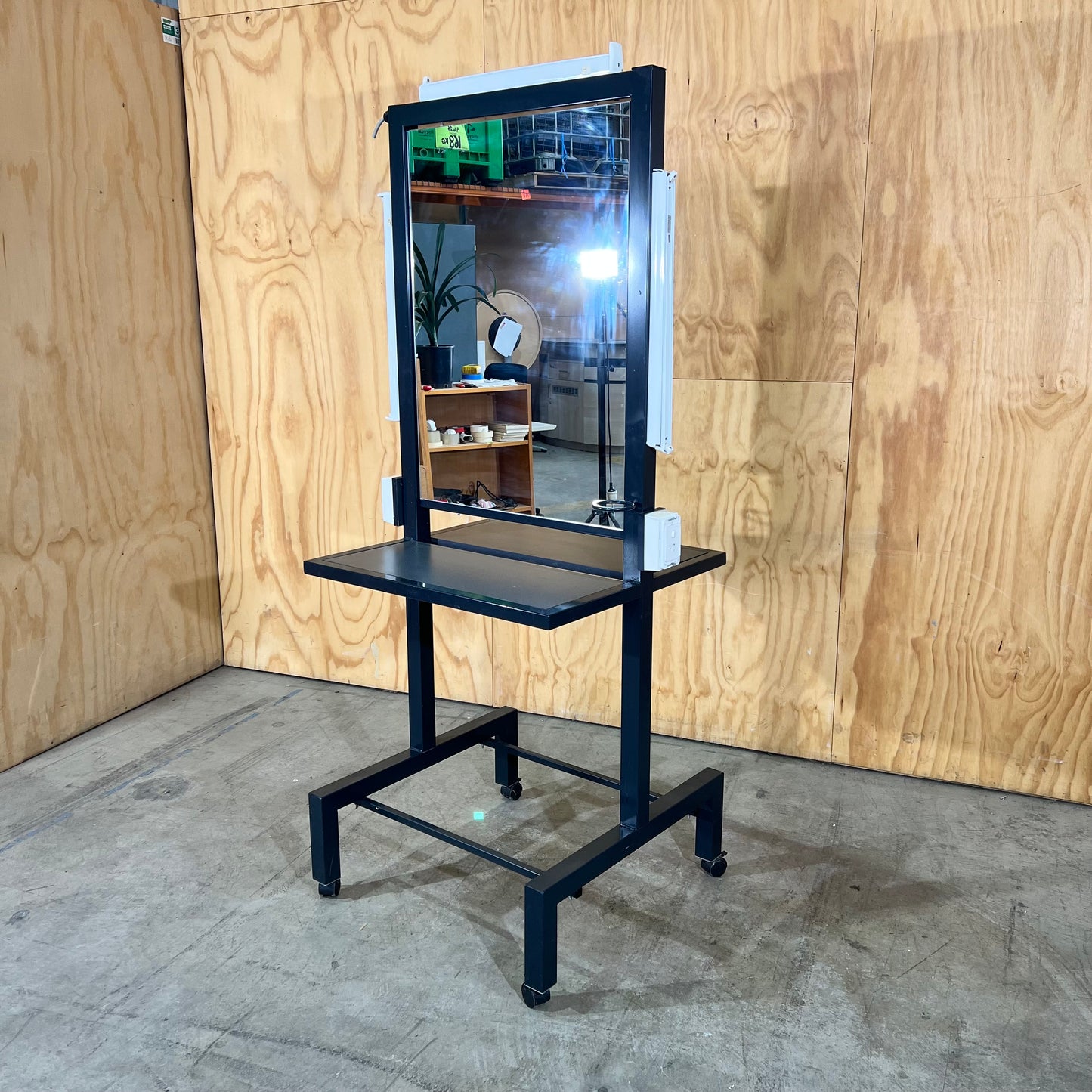 Professional Double-Sided Mobile Salon Station