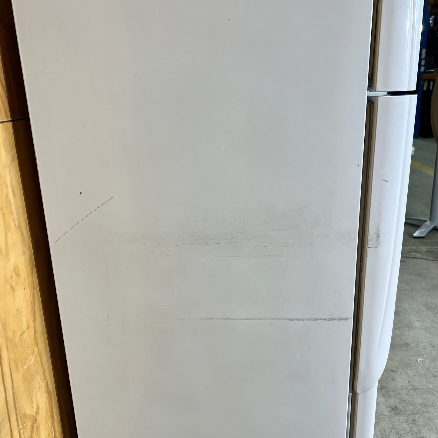 Fisher & Paykel E440T Top Mount Fridge