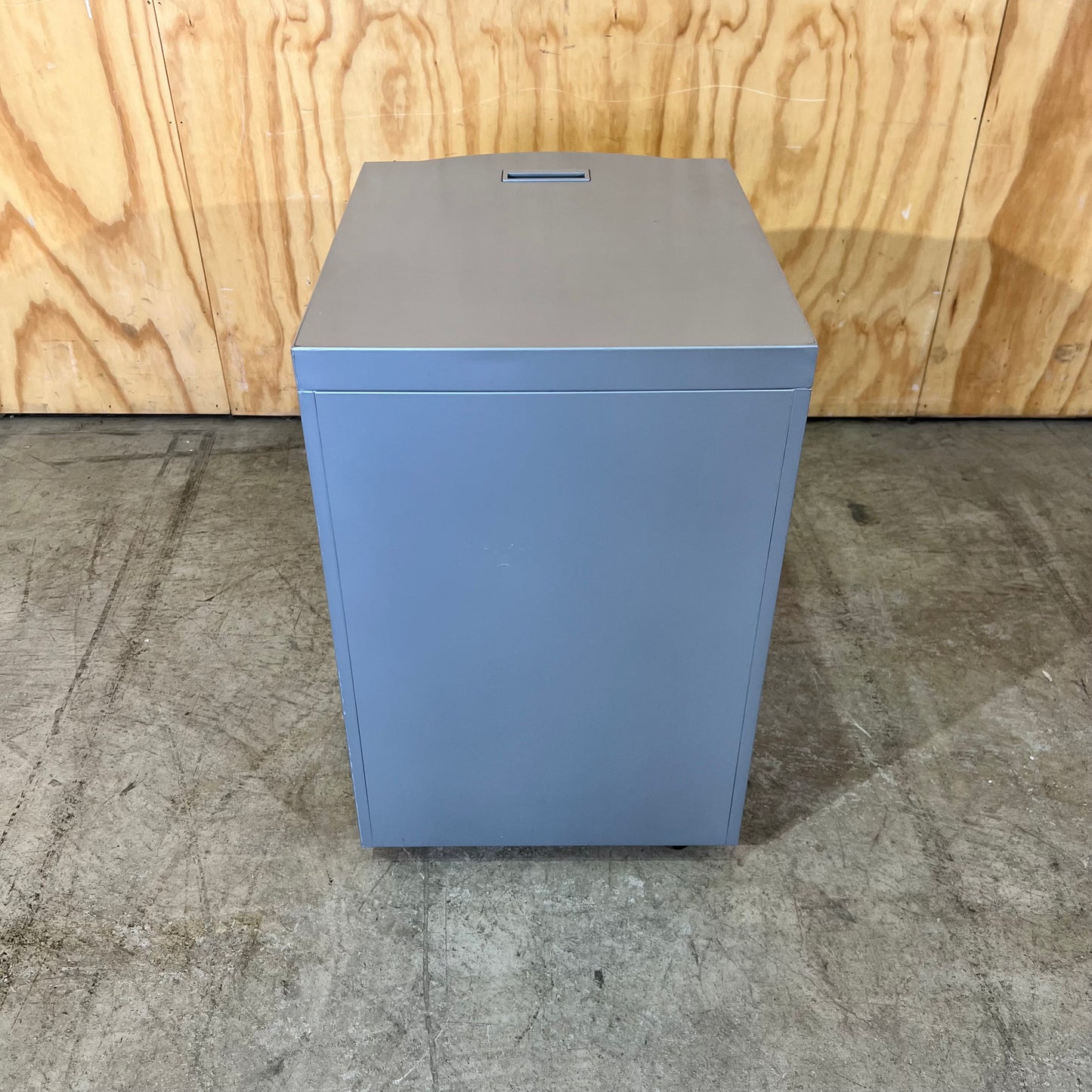 Silver Sloped 3 Drawer Pedestal