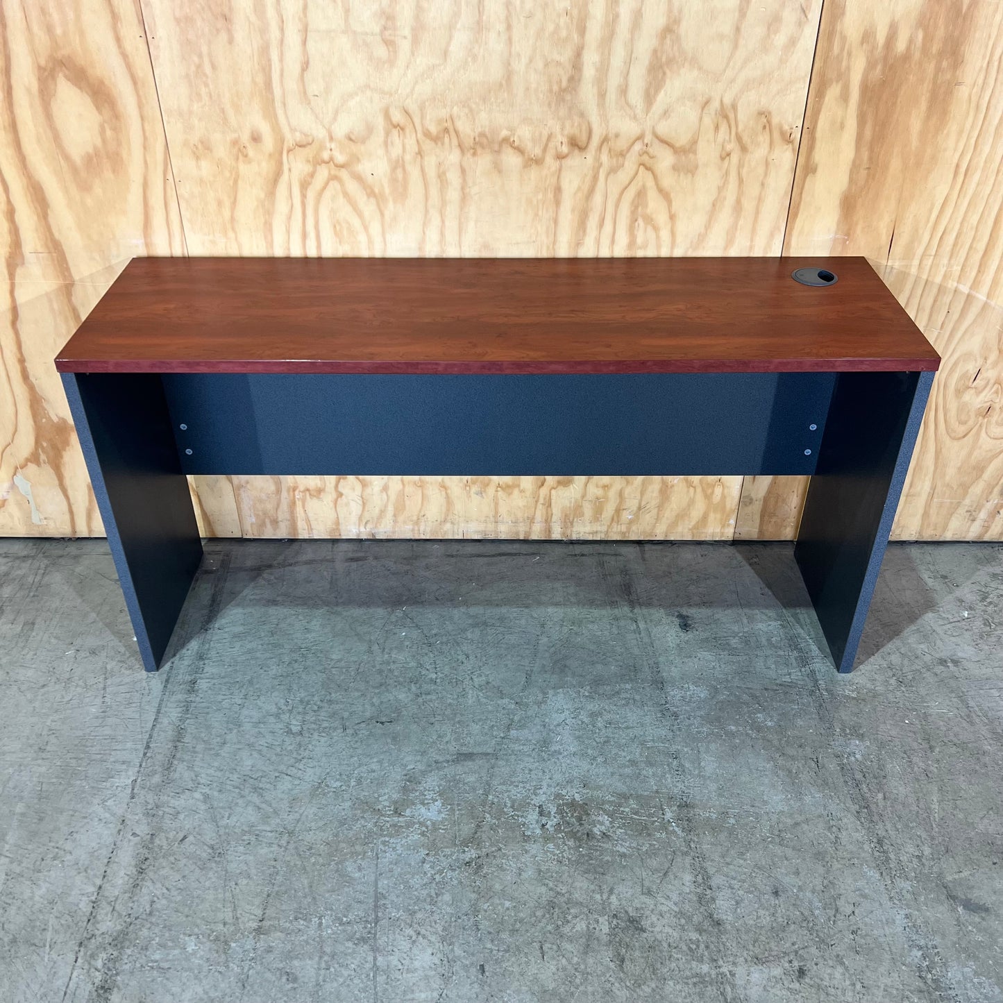 Slimline Straight Desk in Warm Cherry Woodgrain