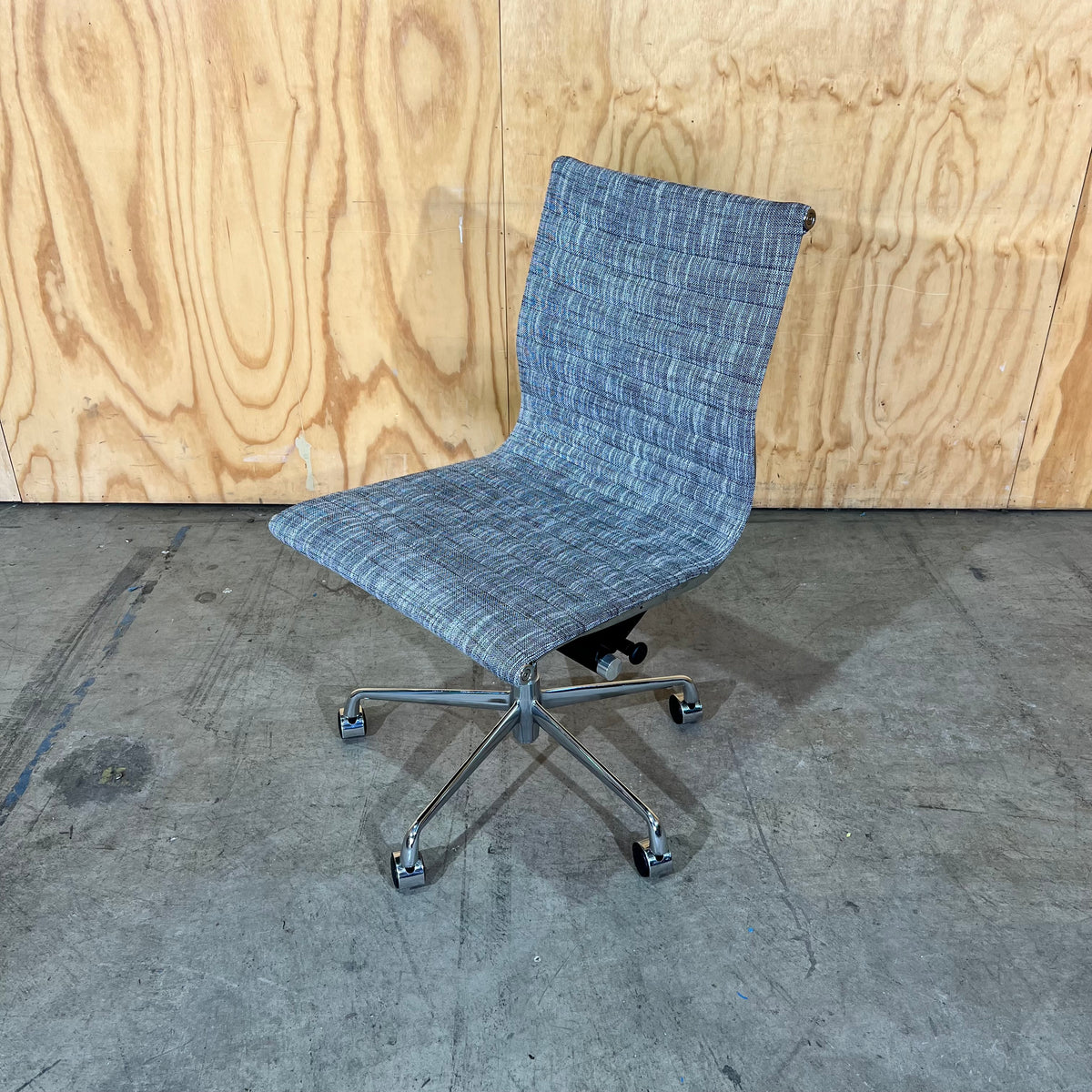 Grey Upholstery and Chrome Task Chair