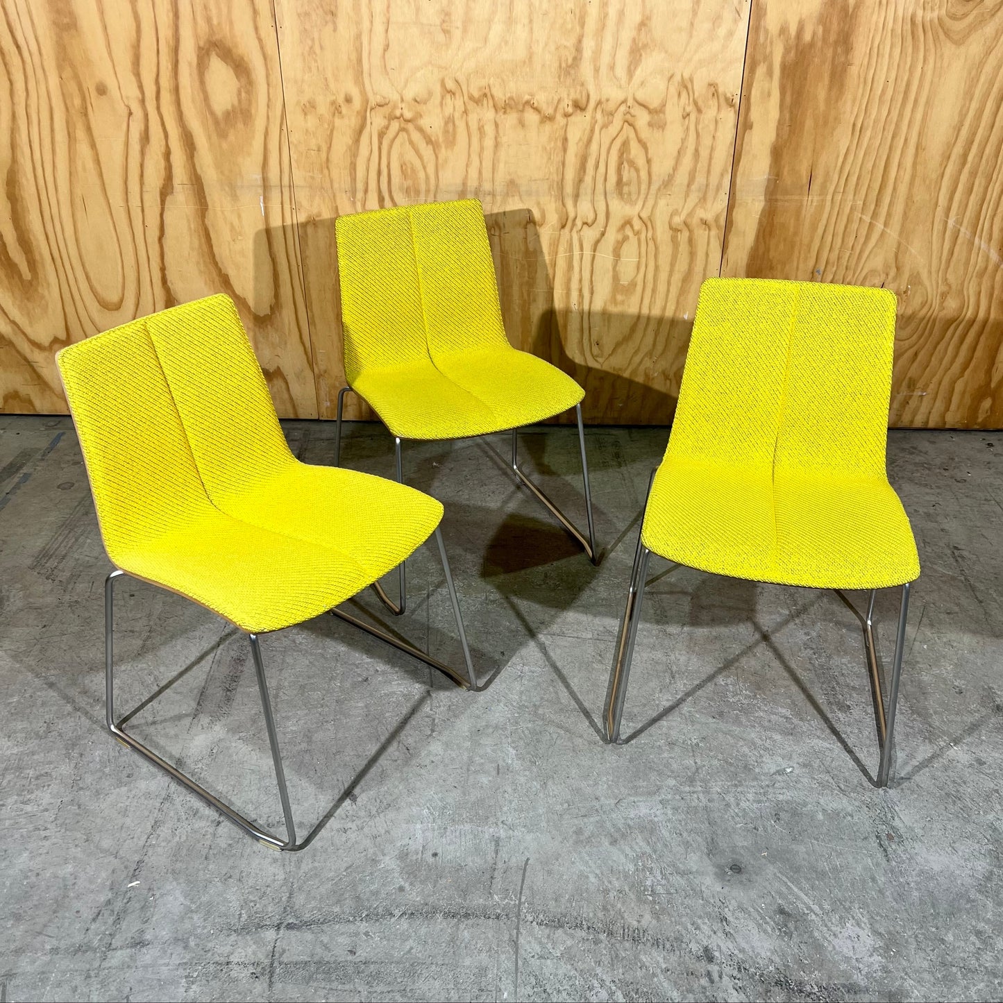 Schaumburg Alvisse Chair in Yellow