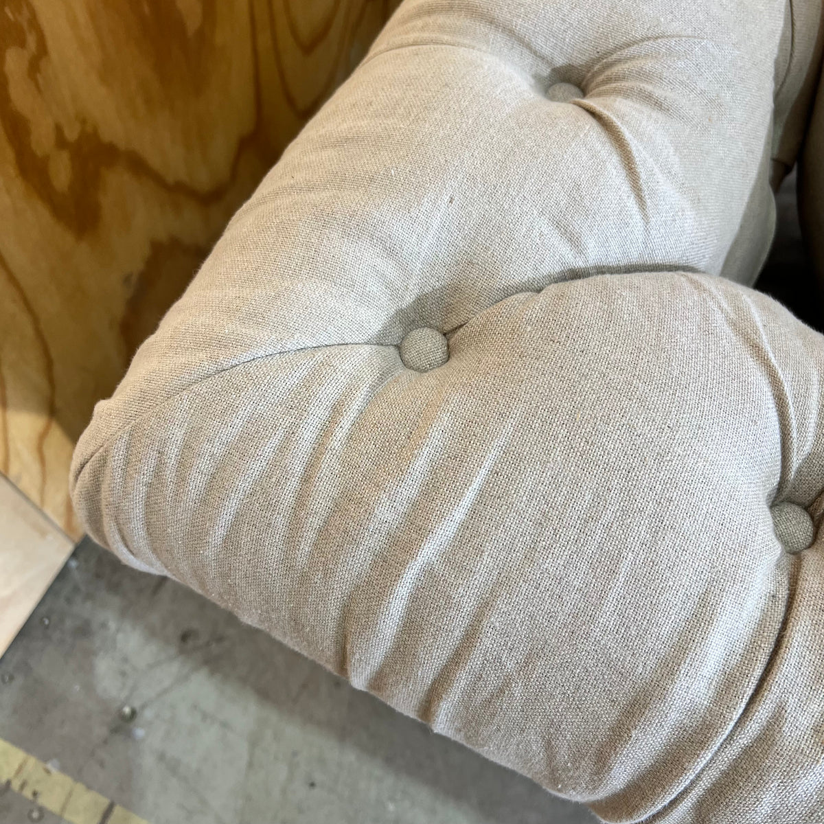 Natural Linen Chesterfield Style Couch/Sofa