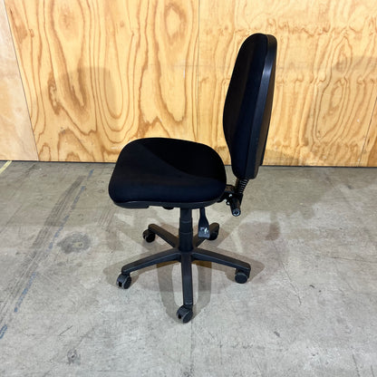 Black fabric task chair
